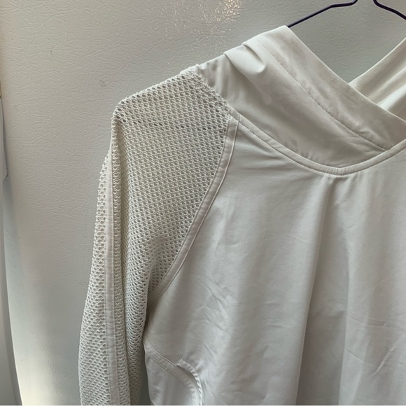 Lululemon Catch a Breeze Pullover  White - Picture 16 of 16